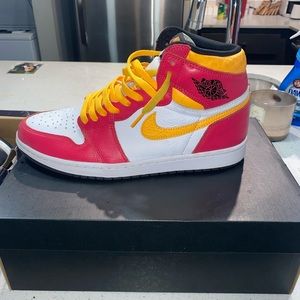 Air Jordan 1 Mid